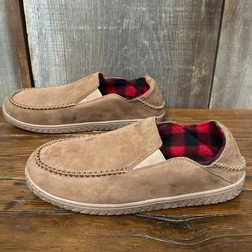 Old Navy Faux Suede Moccasin Slipper Tan Size Large 10-11 Men’s Buffalo Check
